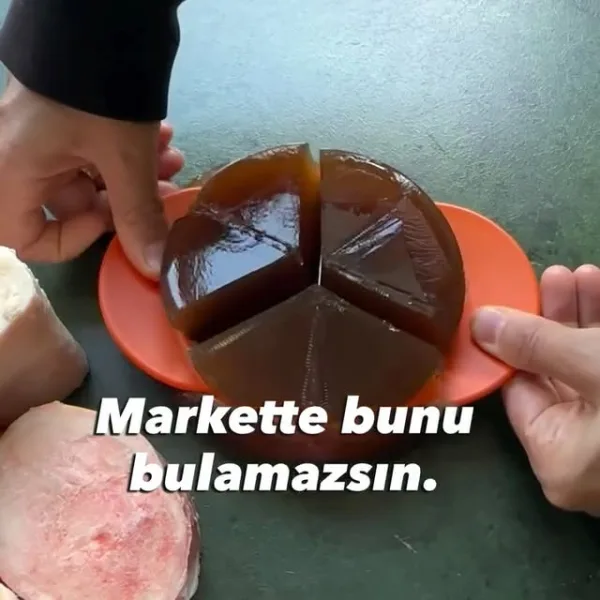Çünkü gerçek ilikli kemik suyu aceleyle hazırlanmaz.👍🏼 Biz önce kemikleri özen...